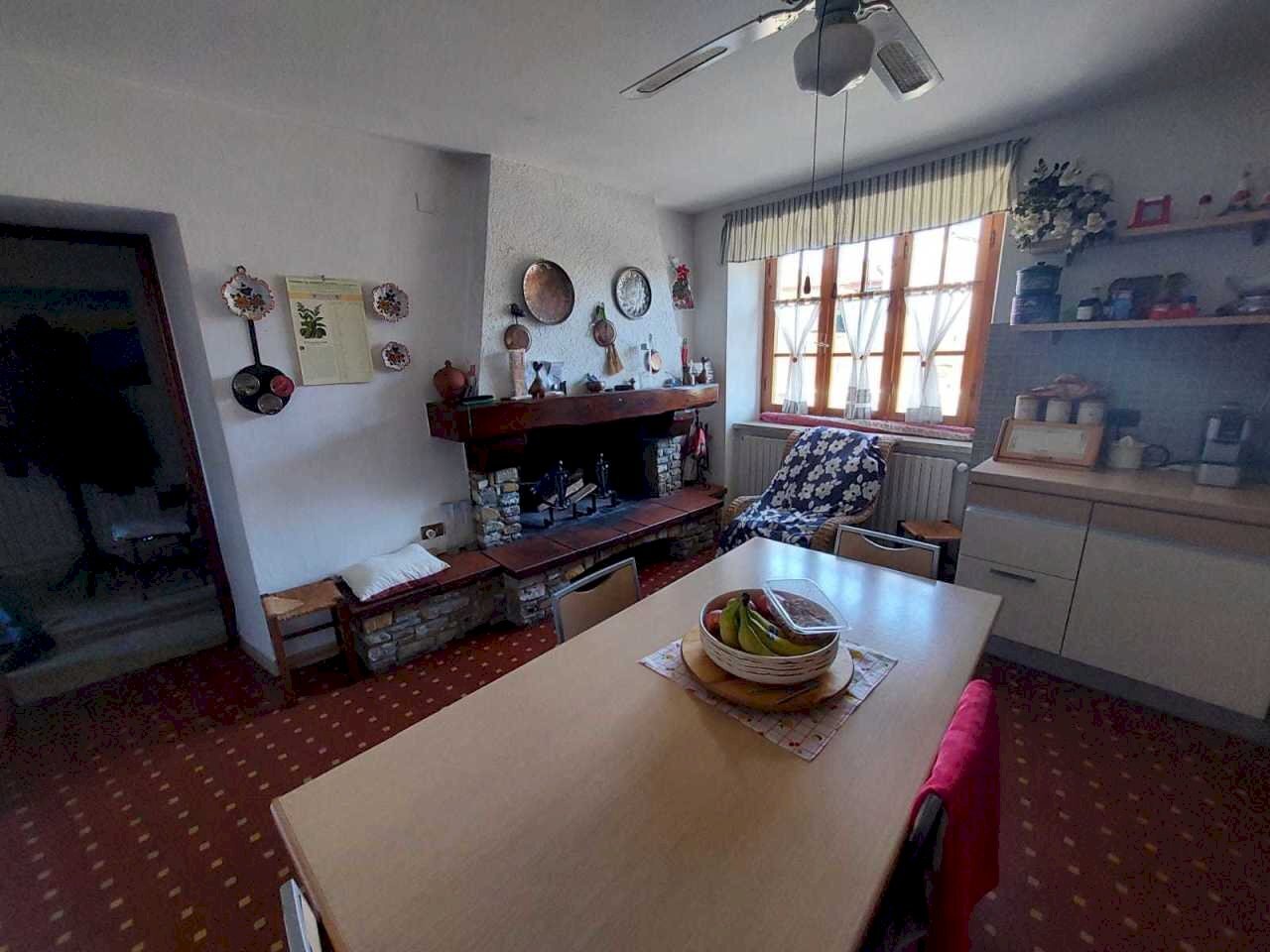 138acb87-b78f-4ee8-80c4-702164e1181f.jpg - Townhouse Via Olmarello 50, Castelnuovo Magra - photo 3