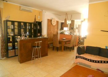 DSCN9086.jpg - Quadrilocale Strada Statale 1 101, Castelnuovo Magra - foto 3