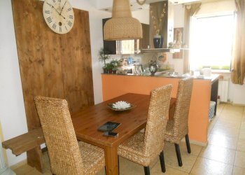 DSCN9061.jpg - Quadrilocale Strada Statale 1 101, Castelnuovo Magra - foto 24