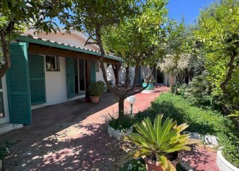 WhatsApp Image 2025-04-30 at 13.15.17 (5).jpeg - Small Villa Viale Alcide de Gasperi 87, San Felice Circeo - photo 1