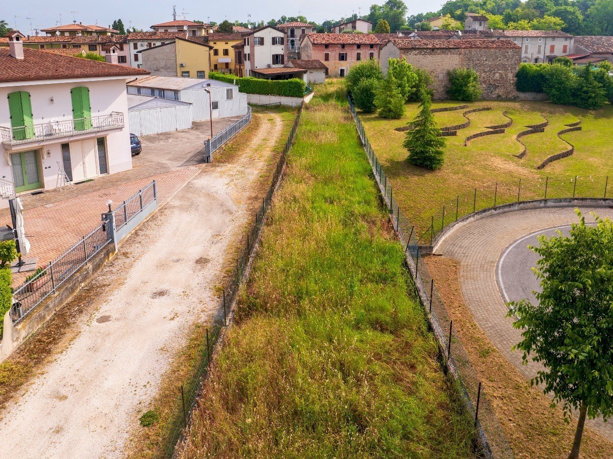 DJI_0850.jpg - Casale Via Cavriana 48, Solferino - foto 3