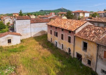 DJI_0859.jpg - Casale Via Cavriana 48, Solferino - foto 8