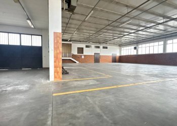 photo_2025-03-11_10-36-46.jpg - Locale Commerciale Via Silvio Pellico 13, Rezzato - foto 7