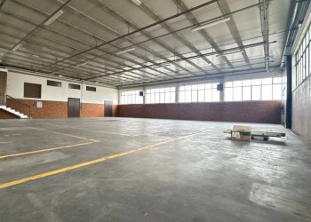 photo_2025-03-11_10-36-47 (2).jpg - Locale Commerciale Via Silvio Pellico 13, Rezzato - foto 8