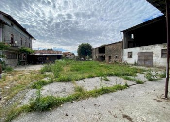 IMG-20240612-WA0025.jpg - Casale Via Crocefisso 14C, Corte Franca - foto 6