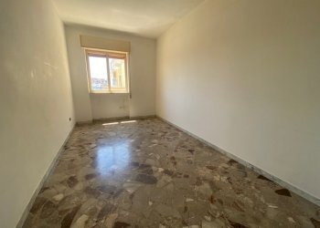 IMG_0471.jpg - Quadrilocale Via Giusti 21, Bari - foto 5