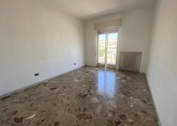 IMG_0473.jpg - Quadrilocale Via Giusti 21, Bari - foto 7