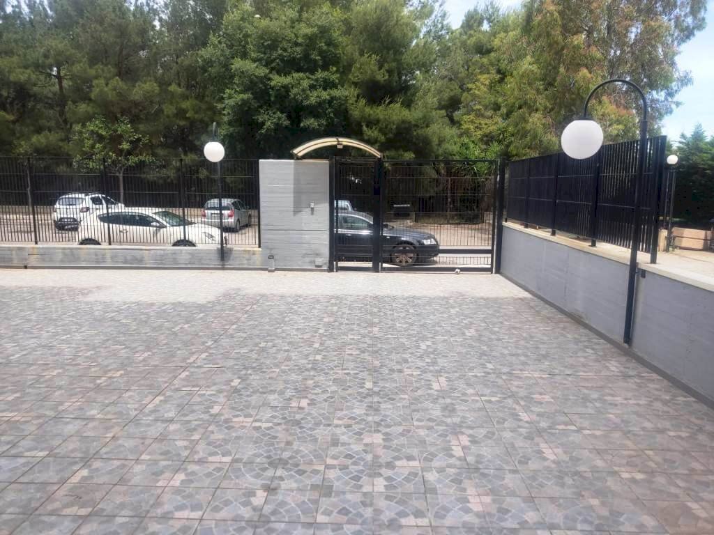 PHOTO-2025-05-24-12-41-07.jpg - Three-room apartment Via Rocco di Cillo 1, Bari - photo 3