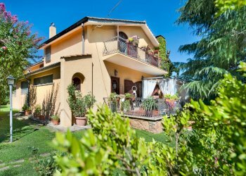 DSC_1228_1.JPG - Villa Via Monte Santo, Grottaferrata - photo 1