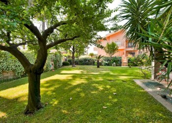 DSC_9504.jpg - Casa indipendente Via Anagnina 307, Grottaferrata - foto 12