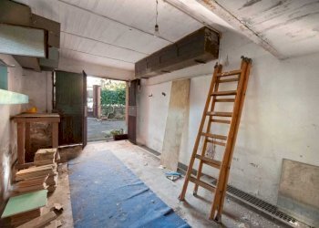 WhatsApp Image 2025-12-10 at 18.22.39.jpeg - Box Viale San Nilo 50, Grottaferrata - foto 6