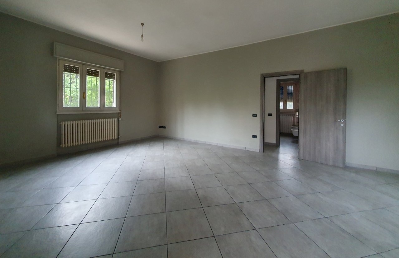 SALONE - Villa CHIESANUOVA, Brescia - photo 2