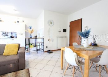 ingresso - Trilocale giacomo leopardi, Lainate - foto 9