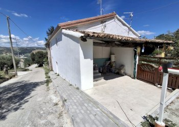 WhatsApp Image 2025-08-06 at 10.08.41 (1).jpeg - Terratetto - Terracielo Via Montefotogno 1, San Leo - foto 2