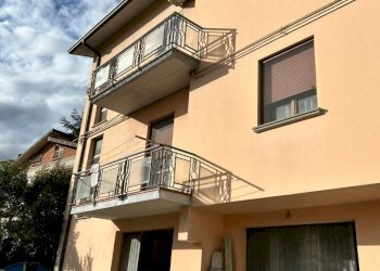 esterno 3.jpg - Porzione di casa Via XXIV Maggio 140, Novafeltria - foto 3