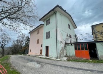 WhatsApp Image 2026-04-01 at 15.30.00.jpeg - Terratetto - Terracielo Via Castelnuovo 85, San Leo - foto 1