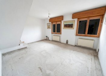 Gemini_Generated_Image_6uljpm6uljpm6ulj.png - Terratetto - Terracielo Via Castelnuovo 85, San Leo - foto 6