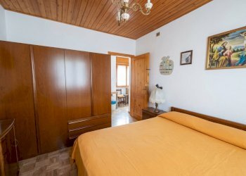 Gemini_Generated_Image_gmugaagmugaagmug.png - Terratetto - Terracielo Via Castelnuovo 85, San Leo - foto 9