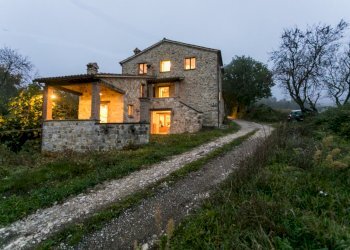 206A2127.jpg - Rustico Viale dei Tigli 5a, Pennabilli - foto 3