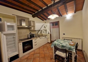 villa-vendia-lucca-fusca_6.jpg - Casa indipendente Via della Santissima Annunziata, Lucca - foto 8