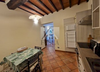 villa-vendia-lucca-fusca_8.jpg - Casa indipendente Via della Santissima Annunziata, Lucca - foto 10