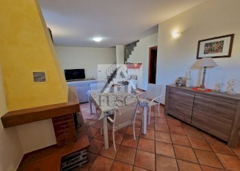 villa-vendia-lucca-fusca_10.jpg - Casa indipendente Via della Santissima Annunziata, Lucca - foto 12