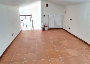 20250909_123232.jpg - Bilocale Via delle Ville Prima, Lucca - foto 5