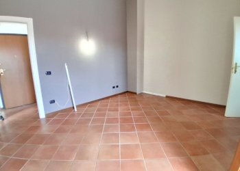 20250909_122943.jpg - Bilocale Via delle Ville Prima, Lucca - foto 9