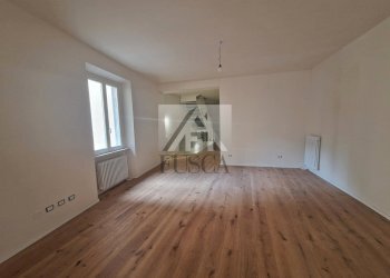 appartamento-vendia-lucca-fusca_2.jpg - Appartamento Via San Paolino, Lucca - foto 4