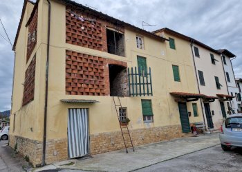 20240311_162108.jpg - Terratetto - Terracielo Via Sarzanese, Lucca - foto 1