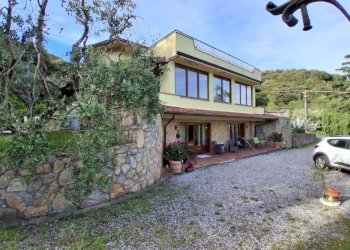 20250509_180331.jpg - Villa via vecchia i, Lucca - foto 4