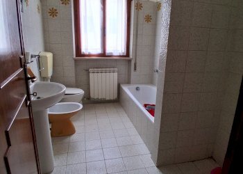 20250416_103230.jpg - Appartamento Via per Camaiore, Lucca - foto 13