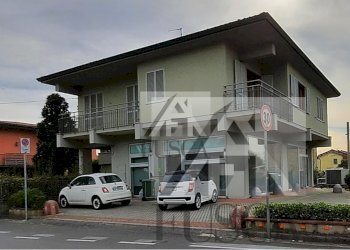 VILLA-vendita-lucca-fusca_21.jpg - Locale Commerciale Via Vecchia Pesciatina, Lucca - foto 1