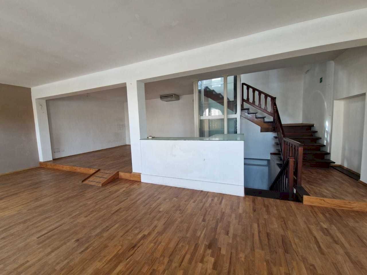 IMG-20250325-WA0001.jpg - Commercial Premises Via Sarzanese 533, Lucca - photo 3