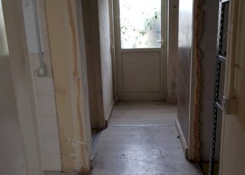 20210910_174304.jpg - Locale Commerciale Via della Madonnina, Capannori - foto 4