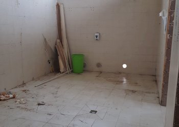 20210910_174310.jpg - Locale Commerciale Via della Madonnina, Capannori - foto 8