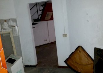 20150225_114925.jpg - Locale Commerciale Via Santa Giustina, Lucca - foto 10