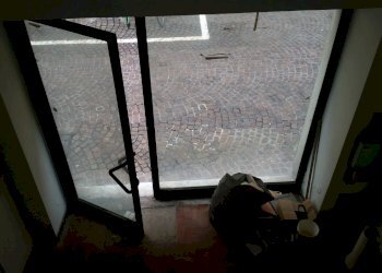 20150225_115101.jpg - Locale Commerciale Via Santa Giustina, Lucca - foto 15