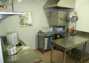 foto7_8.jpg - Alimentari - Gastronomia Via Fillungo, Lucca - foto 10