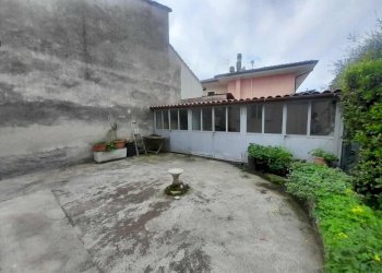 CORTILE.jpeg - Casa semi indipendente Massarosa - foto 5