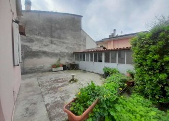 CORTILE2.jpeg - Casa semi indipendente Massarosa - foto 6