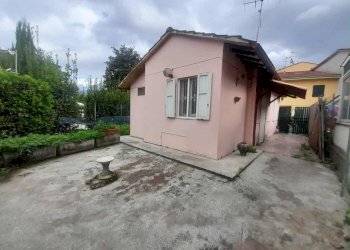 ESTERNO.jpeg - Casa semi indipendente Massarosa - foto 8