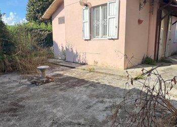 894b6a4d-e0a6-4455-86bb-3e9091af7f9d - Semi-detached house Massarosa - photo 1