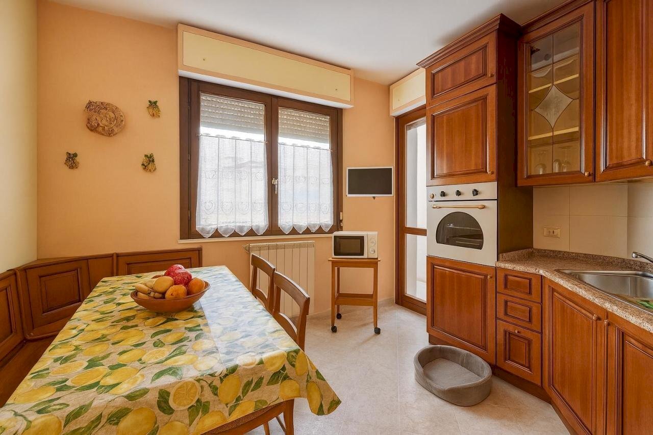 Four-room apartment Bolano - photo 1