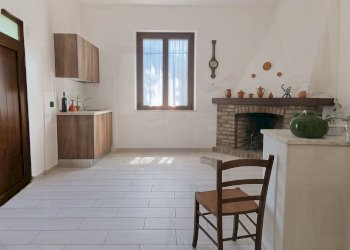 cucina_ok.jpg - Villa Follo - foto 7
