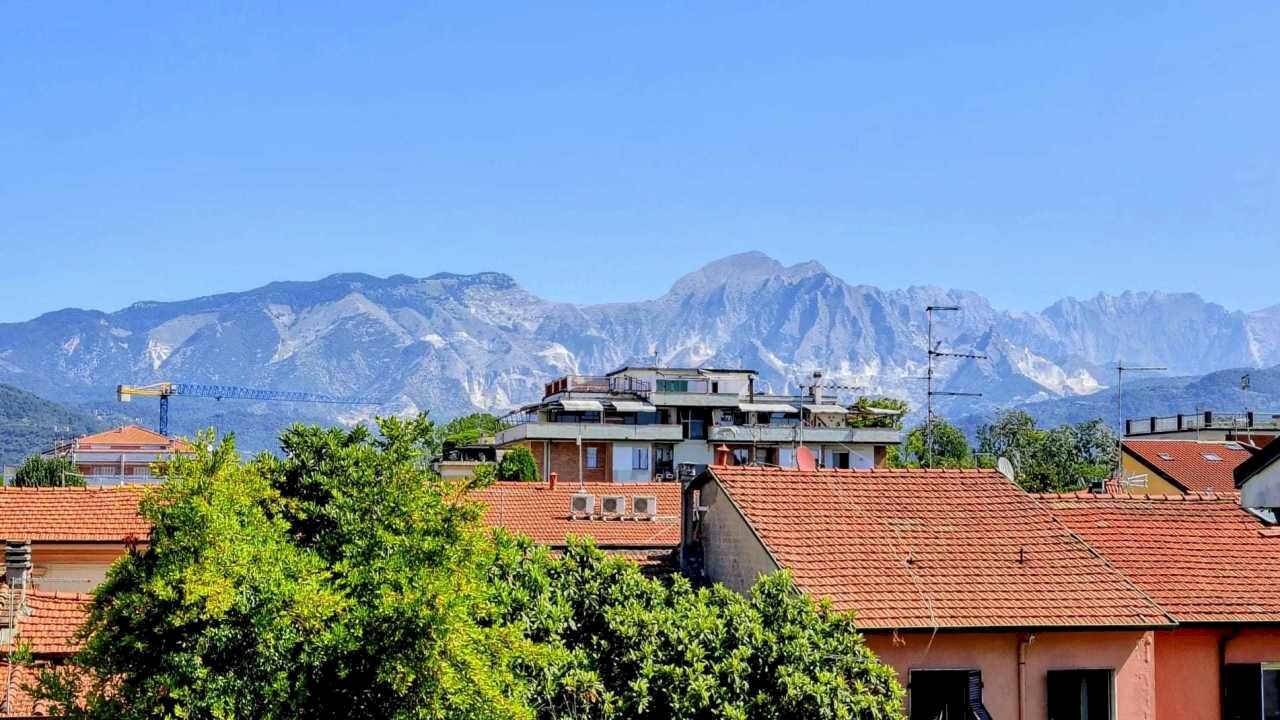 86063eb6-94b0-406c-8e62-3e33cb40c5f6.jpg - Quadrilocale Carrara - foto 1