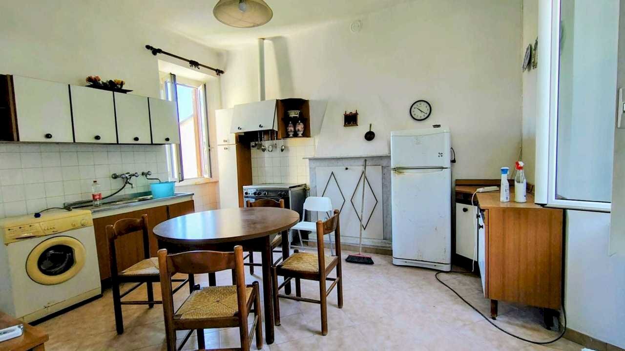 fbd9db21-82b2-4a22-a53a-b74ddb8c4600.jpg - Quadrilocale Carrara - foto 3