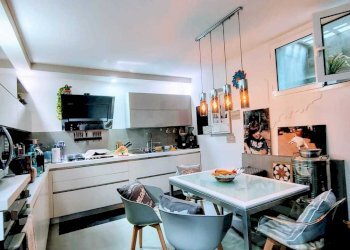 d37f7973-c04f-4c86-a8c5-b42a08fa13c6.jpg - Villa a Schiera Carrara - foto 5