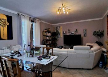 79a19e8a-13b6-4155-bc7a-f1ba6b46fa8d.jpg - Villa a Schiera Carrara - foto 11