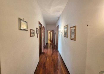 WhatsApp Image 2025-05-27 at 15.29.08 (2).jpeg - Three-room apartment La Spezia - photo 9